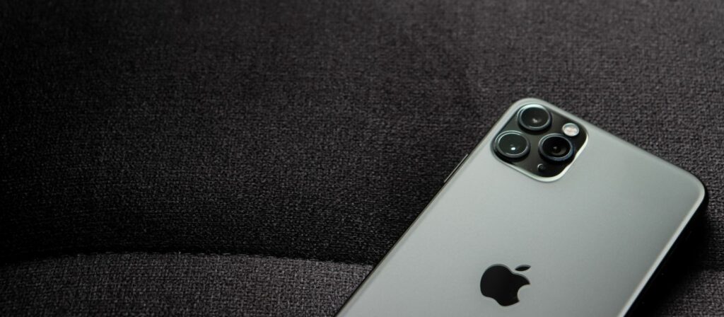 iPhone ou Android : quel choix pour équiper vos collaborateurs professionnels ?